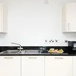 3 Bedroom Apartment in Stratford