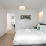 Stylish Flat With Garden In Notting Hill