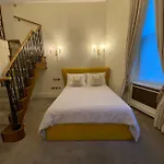 Kll Management- Hydepark Place