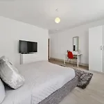 Lara Deluxe Modern City 2 Bed Apartment By Tower Bridge
