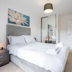 I Am Serviced Apartments