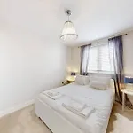 Stylish 2Bed2Bath Flat 4Min From Tube Station