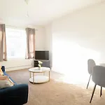 Stunning Appartment In Camberwell, London Se5