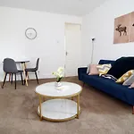 Stunning Appartment In Camberwell, London Se5