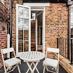 Superb 3 Bed/Bath Luxury + Ibiza Roof Terrace