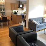 Notting Hill Apartment