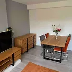 Lovely 3 Bedroom Apartment In Notting Hill London