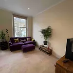 Elegant 1-bedroom apartment in primrose hill