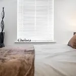 London\'S Modern Nuance Apartment - Battersea