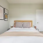 The London Bridge Escape - Stylish 2Bdr House In The Heart Of London