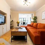 The Richmond Upon Thames Escape - Modern 2Bdr Flat With Garden And Parking