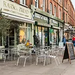 New Sleek And Stunning 1 Bedroom Flat Hampstead
