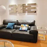 Garland Stylish 2 Bedroom Apartment A Minute Walk From Station