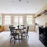 The Southwark Classic - Stylish 4Bdr House With Patio