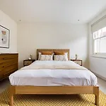 The Southwark Classic - Stylish 4Bdr House With Patio