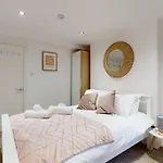 Lovely 2 Bedroom Apartment Near Highgate Station