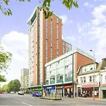 Livestay-Modern 3 Bed Apt On 8Th Floor With Amazing Views
