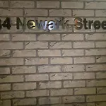 Central London, Jaccuzzi,Newbuild, 2 Bedrooms Two Baths