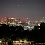 Large Double Room Overlooking The Thames
