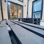 Central London, Jaccuzzi,Newbuild, 2 Bedrooms Two Baths