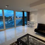 Best Location Chelsea River View /Central London
