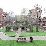 Two bedroom apartment Pimlico