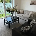 Sweet Home Golders Green London Garden Flat