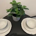 Sweet Home Golders Green London Garden Flat