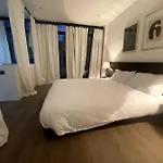 Design Led 1Bed In Cosmopolitan Queens Park