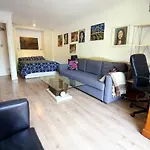 Central Fulham Studio Apartment Near Tube