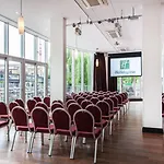 Holiday Inn London Camden Lock
