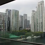 Luxury Canary Wharf 2 Bed Apartment With Panoramic Views