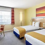Holiday Inn Express London - Newbury Park, An Ihg Hotel