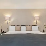 Mayfair House