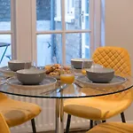 Camden Luxury Flat With Private Patio