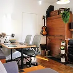 Traditional Victorian 2 Bed In Cobbled Street + Mod Cons - Full Home