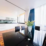 Bond Street Apartment