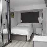 Budget Ensuite Room Woolwich
