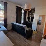 Private Self-Contained Studio Close To Hampstead, Golders Green & Camden Town