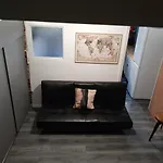 Single bedrooms with wifi&underbed 10