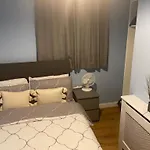 Lovely 2-Bedroom Holiday Home With Free Wifi