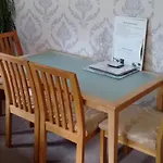 2 Bedrooms & 2 Bathrooms Apartment With An Ensuite