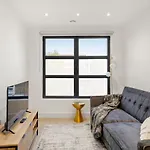 Executive 1 & 2 Bed Apartments In Heart Of London Free Wifi By City Stay Aparts London