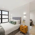 Executive 1 & 2 Bed Apartments In Heart Of London Free Wifi By City Stay Aparts London