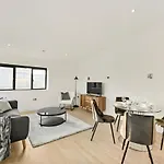 Executive 1 & 2 Bed Apartments In Heart Of London Free Wifi By City Stay Aparts London