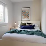 Camden Apartments Next To Market And Tube Station