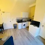 Lovely Studio Flat In The Heart Of London