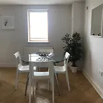 Roomspace Serviced Apartments - The Courtyard
