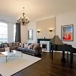 Stunning 6 Bedroom Flat