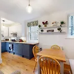 Charming 1 Bedroom Apartment In Kennington